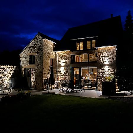 Maison D'Hote Avec Sauna Et Jacuzzi A La Campagne Les Portes du Coglais Exterior foto